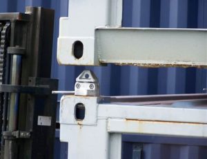 container twistlock